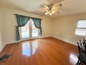415 Jacaranda Pl in Fullerton, CA - Building Photo - Building Photo