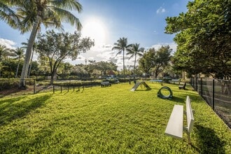 Club Caribe in Coconut Creek, FL - Building Photo - Building Photo