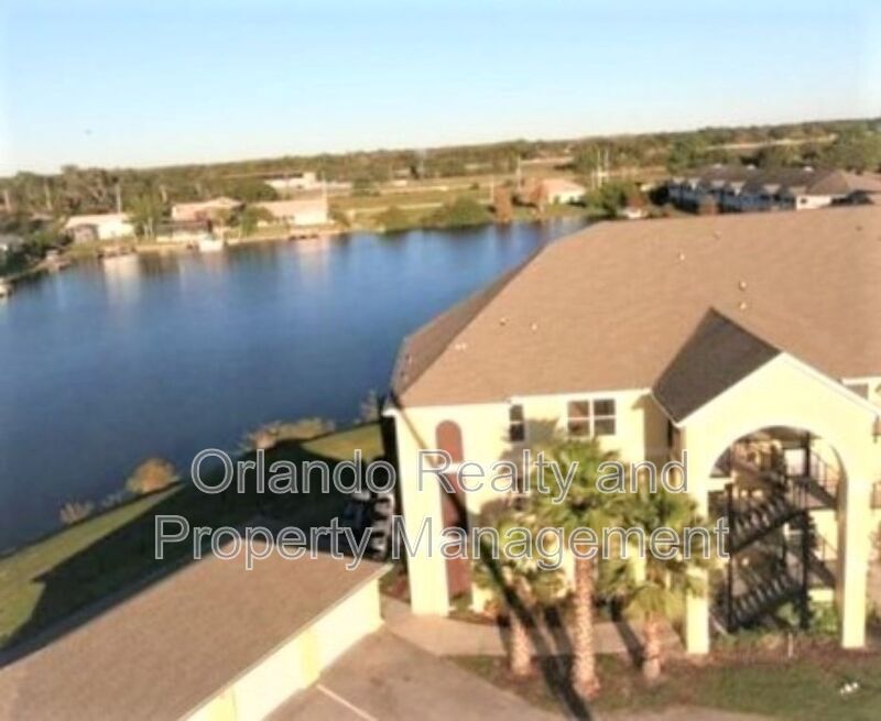 2633 Emerald Lake Ct in Kissimmee, FL - Building Photo