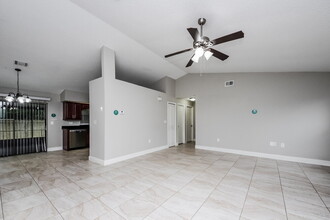 794 Del Prado Dr in Kissimmee, FL - Building Photo - Building Photo