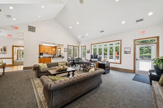 The Greens at Virginia Center in Glen Allen, VA - Foto de edificio - Building Photo