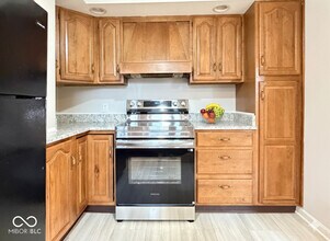 5430 E 11th St in Indianapolis, IN - Building Photo - Building Photo