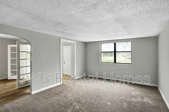 2744 Broadway Ave in Jacksonville, FL - Building Photo - Building Photo