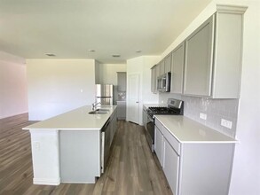 5488 Montrose Dr in Forney, TX - Building Photo - Building Photo