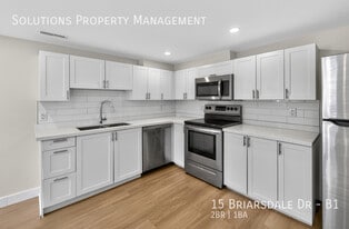 15 Briarsdale Dr in St Catharines, ON - Building Photo