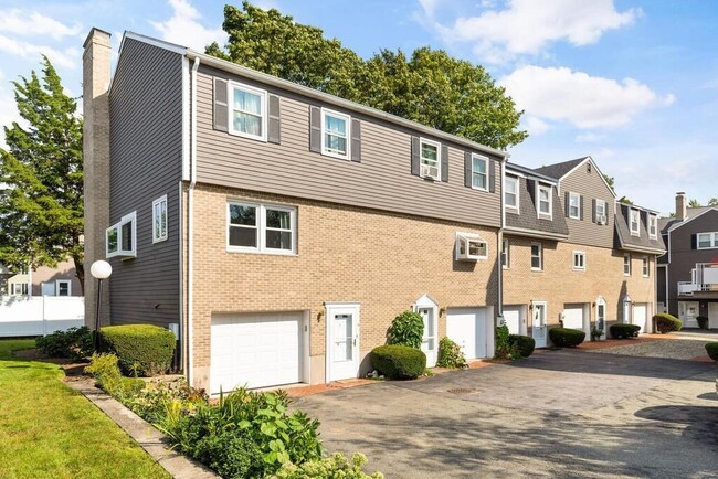 property at 13 Circuit Ln