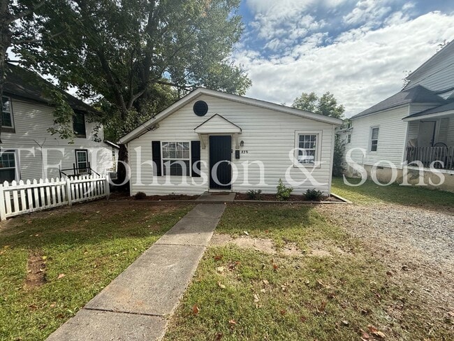 property at 838 E Devonshire St