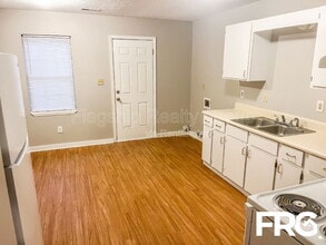 214 Connie Cir in Snow Hill, NC - Building Photo - Building Photo