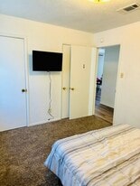 519 Atlanta Ave in Nederland, TX - Building Photo