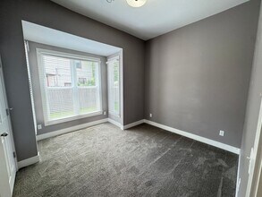707 Livingston Ave NE in Grand Rapids, MI - Building Photo - Building Photo
