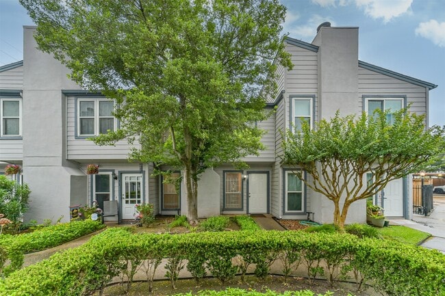 property at 5917 Fairdale Ln