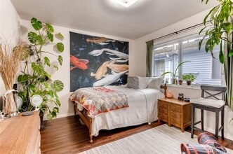 8430 Delridge Way SW, Unit Unit 4 in Seattle, WA - Foto de edificio - Building Photo