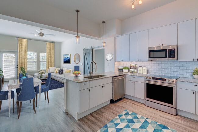 Park 7 in Fort Worth, TX - Foto de edificio - Building Photo