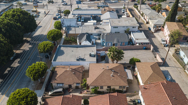 4127 Verdugo Rd in Los Angeles, CA - Building Photo - Other