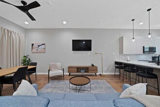2813 Weisenberger St in Fort Worth, TX - Building Photo - Building Photo