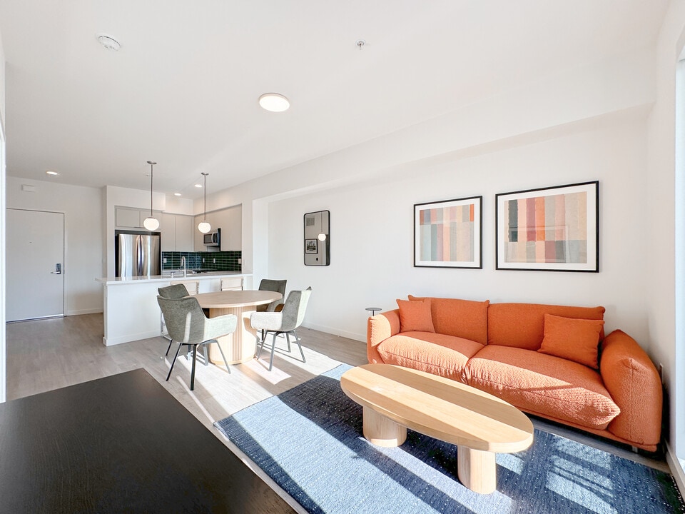 Kara in Los Angeles, CA - Foto de edificio