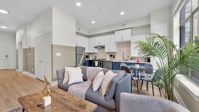 2901 Indiana St in Dallas, TX - Building Photo - Building Photo