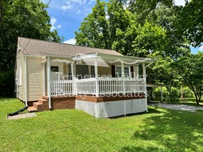 2911 Denson Ave in Knoxville, TN - Building Photo - Building Photo