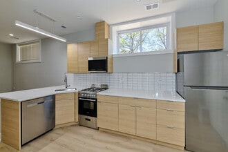 2876 W 21st Pl in Chicago, IL - Building Photo - Building Photo