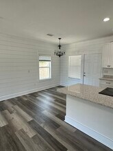 115 N Vestavia St in Panama City Beach, FL - Foto de edificio - Building Photo