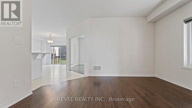 55 Hitchman St in Brant, ON - Building Photo - Building Photo