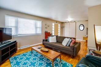 109 W Cleveland St in Lafayette, CO - Building Photo - Building Photo