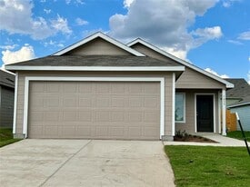 1033 Raintree Rd in Princeton, TX - Building Photo