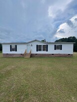 1269 Ira B Tart Rd in Dunn, NC - Building Photo
