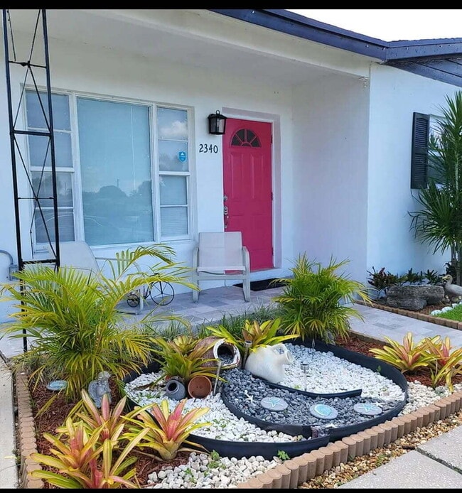 2340 Avenue M in West Palm Beach, FL - Building Photo - Building Photo
