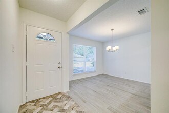 9442 Chartermoss Cir in Houston, TX - Building Photo - Building Photo