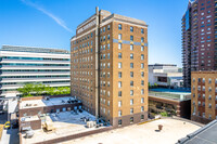 400 Walnut St in Des Moines, IA - Foto de edificio - Building Photo