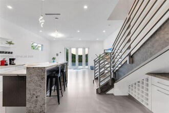 3055 Carter St in Miami, FL - Building Photo - Building Photo