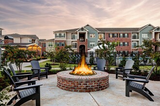City Limits Spring Hill in Columbia, TN - Building Photo - Building Photo