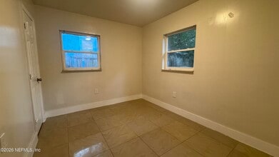 1052 Maynard St in Jacksonville, FL - Building Photo - Building Photo