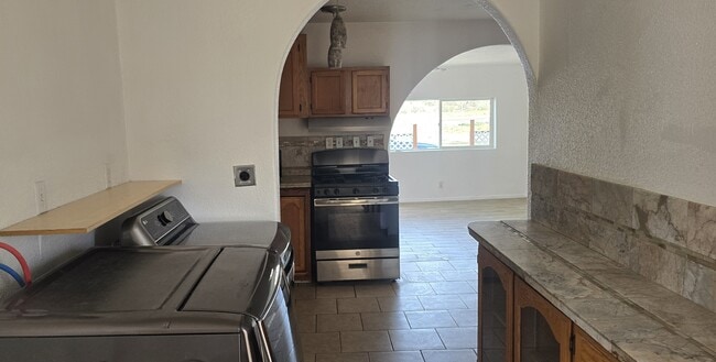 315 W Palma St in Superior, AZ - Building Photo - Building Photo