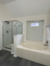 11158 Riverbank Ridge Ln in Houston, TX - Building Photo - Building Photo