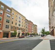 College Suites of City Station East Apartments