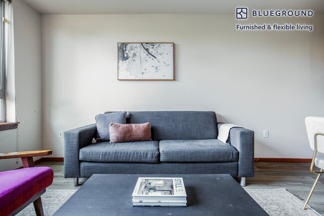 4219 S Othello St in Seattle, WA - Building Photo - Building Photo