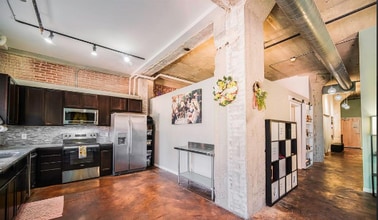 1511 Locust St, Unit 301 in St. Louis, MO - Building Photo - Building Photo