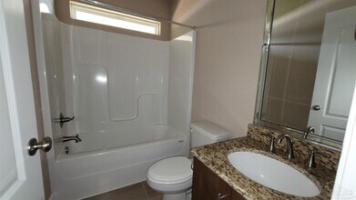 6884 Buckthorn Cir in Pace, FL - Building Photo - Building Photo