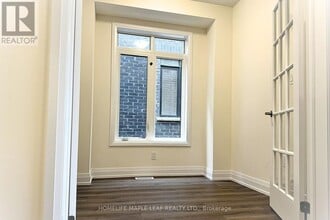 54 Bearberry Rd in Springwater, ON - Building Photo - Building Photo