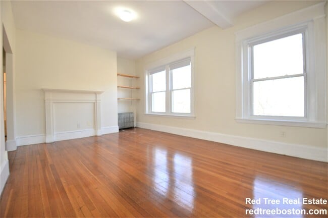 property at 1595 Beacon St