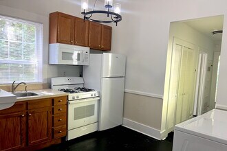 618 Nun St in Wilmington, NC - Building Photo - Building Photo