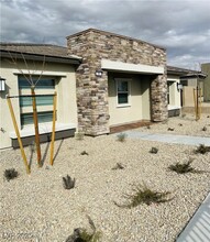 886 Heritage Bend Dr in Las Vegas, NV - Building Photo - Building Photo