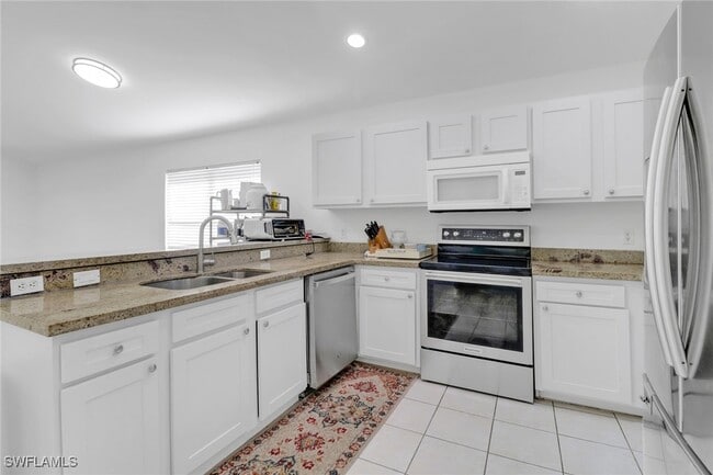 property at 81 Burnt Pine Dr
