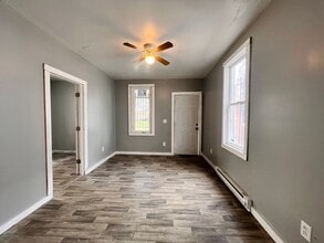 1037 Orchard St in Toledo, OH - Building Photo - Building Photo