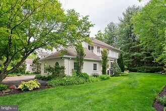 705 Canterbury Ln in Villanova, PA - Building Photo - Building Photo