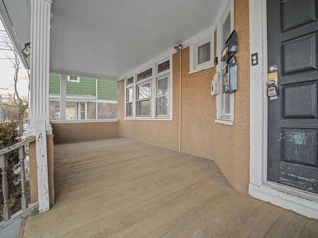 1872 North Ave in Bridgeport, CT - Foto de edificio - Building Photo