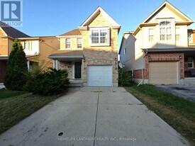 370 Sauve Crescent in Waterloo, ON - Building Photo