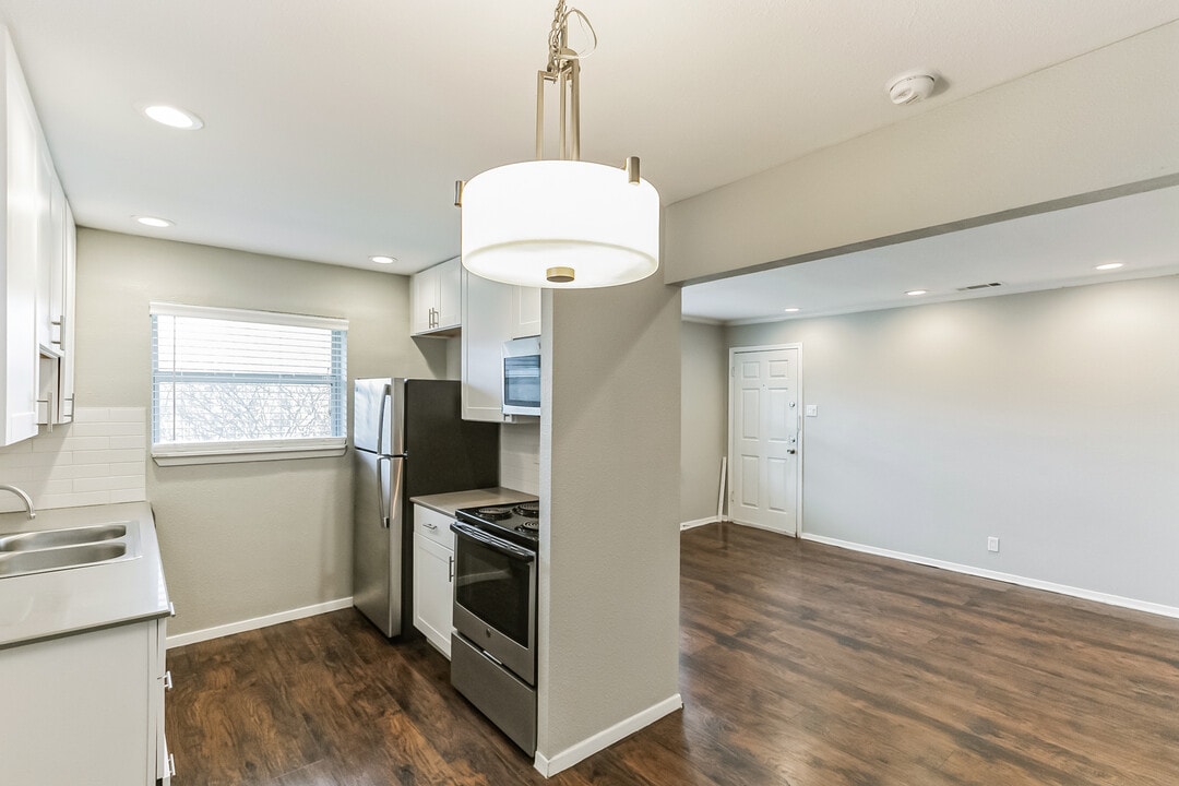 6315 Richmond Ave in Dallas, TX - Building Photo